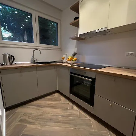 Apartman Golden Cube *