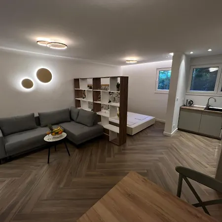 Golden Cube Apartament