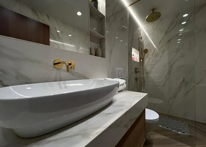 Golden Cube Lejlighed *