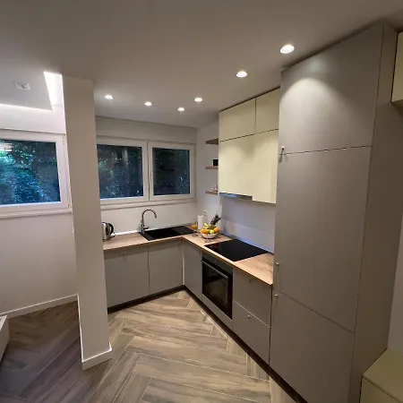 Golden Cube Apartment